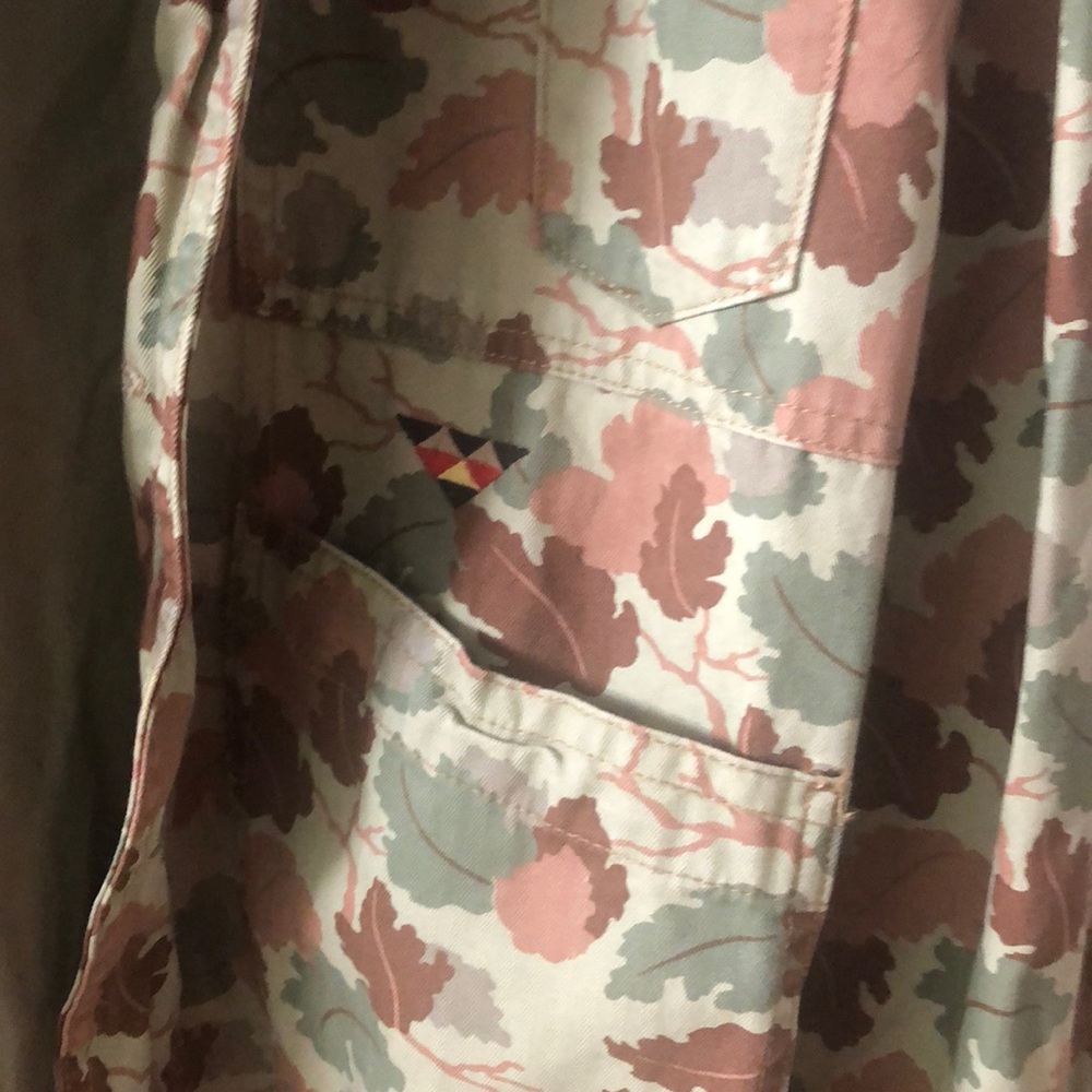 USED MENS KARMALOOP JACKET - Picture 4 of 5